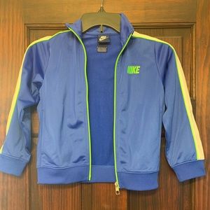 Nike boys track jacket size 6